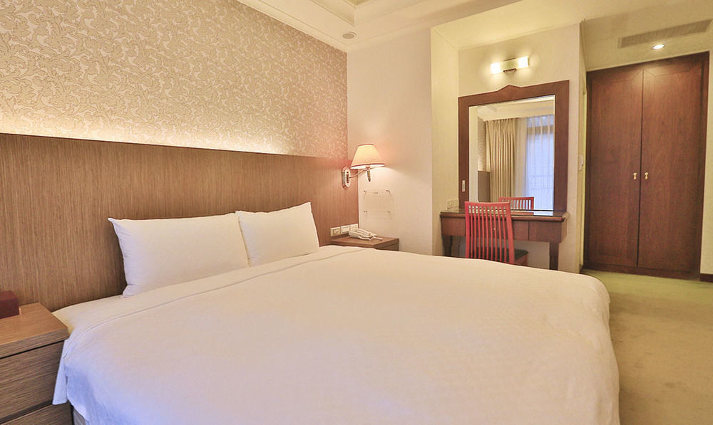 Good Life Hotel - Chunlai Taipei Exterior photo